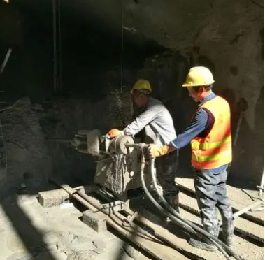 夏津水下抗分散灌浆料特点 水下不分散注浆料介绍